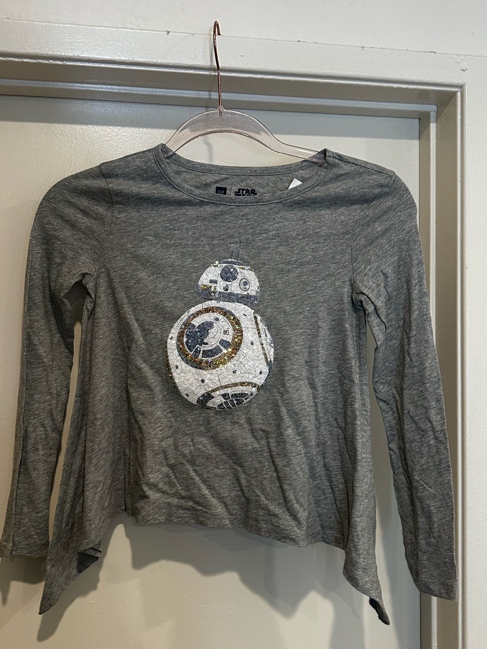 GAP Kids Long-Sleeve Top with Sequin BB-8 Graphic